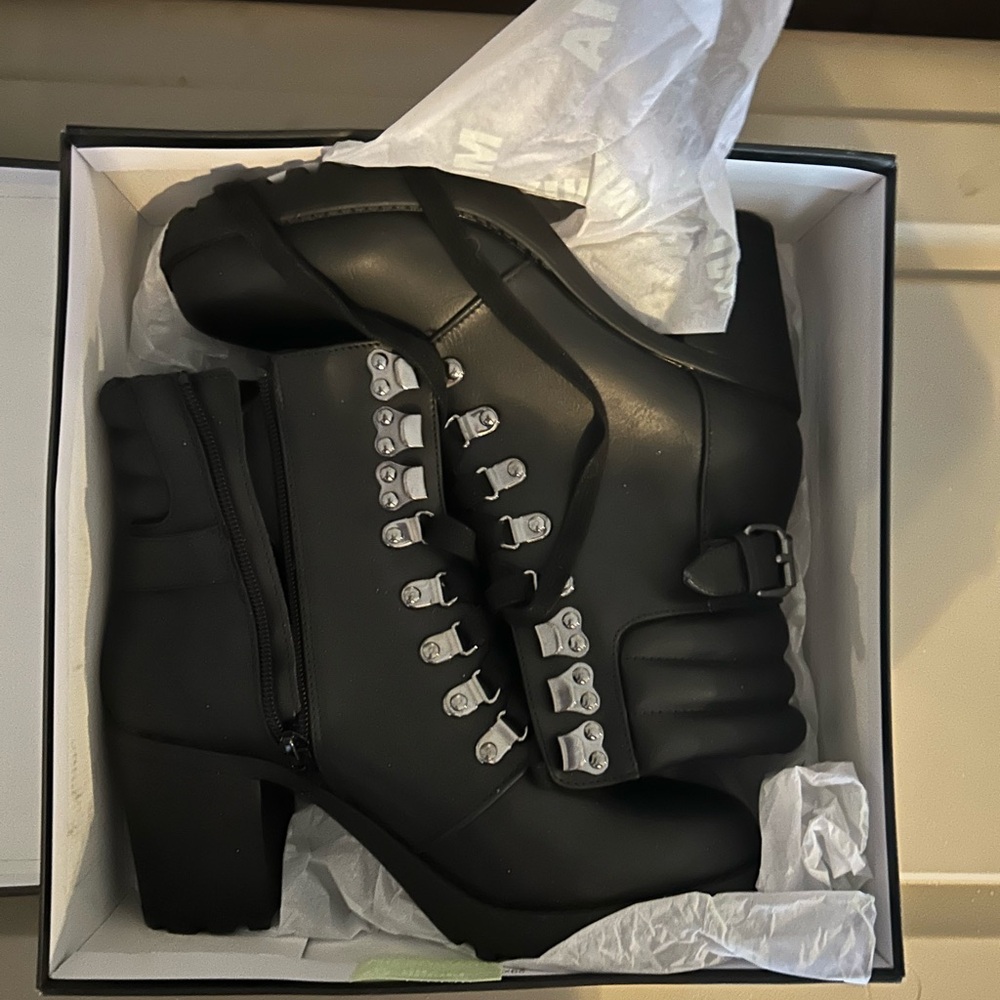 Perfect Pair of Statement Boots!